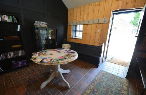 Haddon Grove Farm Cottages - Photo 55