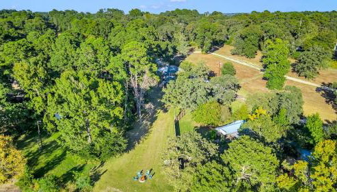 Flint Palestine Lakefront Retreat Firepit BBQ - Foto 3