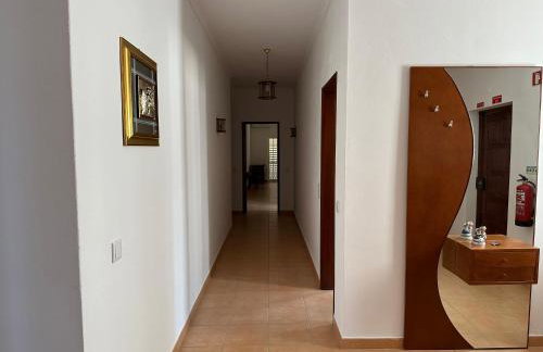 BnB Homes Luxurious Villa Stardust with Swimming pool & BBQ for Family Fun - Foto 58