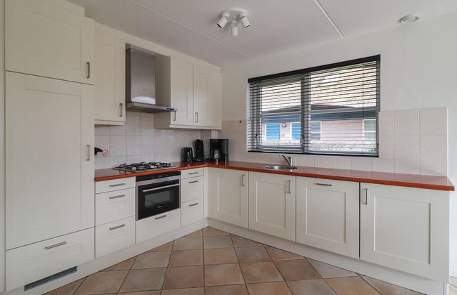 Villa on the Water With Sauna in Friesland - Foto 7