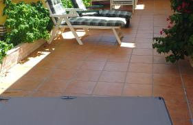 Adosado/casa con terraza y buhardilla. Playa El Perelló - Foto 8