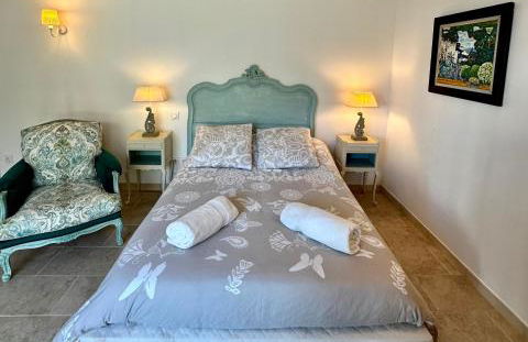 T2 Centre-Ville avec Grand Espace Vert - 15mn des Plages - Photo 10