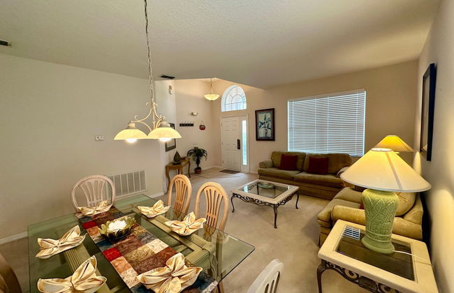 Grand Fabulous 4BR Pool Home Near Disney - Photo 10