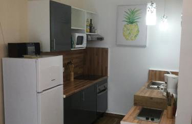 Prvinski Akvarel - Foto 8