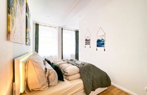 Freundliche Ferienwohnung mit Regendusche, Küche, Waschmaschine&Trockner, TV, WLAN - Photo 2