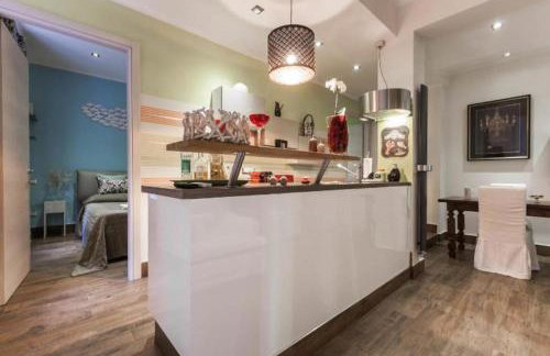 Lily's House, terrace and FREE Parking near Harbor - Photo 1