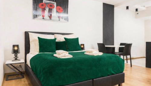 InPoint Old Town Comfort Apartments Self Check-in - Photo 3, towels