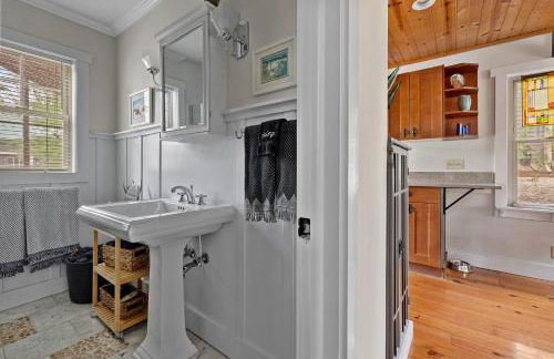 Meadow Pines by Juniper Holiday + Home - Photo 21