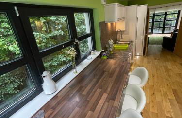 The Loch Lomond Townhouse In The Centre of Balloch - Foto 18