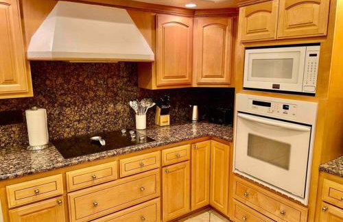 Peacock Suite Hot Tub Sleeps up to 4 Bbq - Foto 12