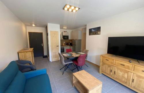 Appartement neuf 2 chambres, parking inclus, proche bus gratuit - FR-1-356-531 - Foto 11