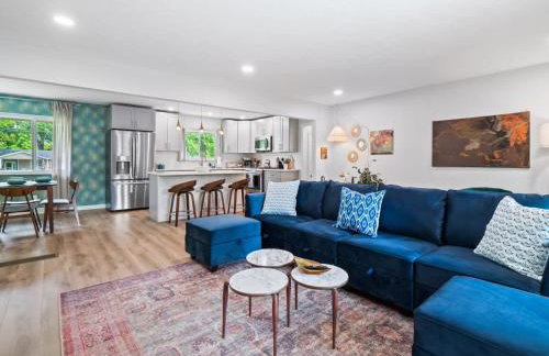 Spacious and Luxury Designed Ranch with Game Room - Foto 6