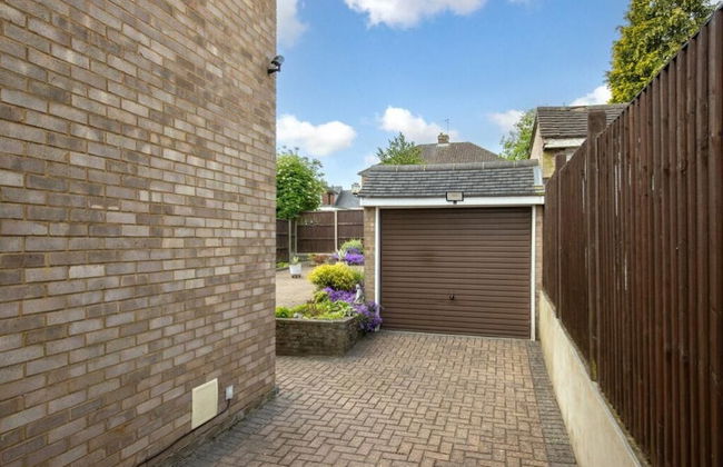 Beaconsfield - Photo 20