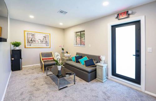 Upgraded Lux Retreat in Coconut Creek with Pool and Hot Tub - Foto 19