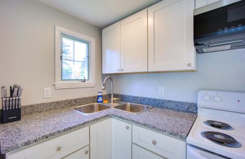 Lake-View Spofford Apartment with Shared Dock! - Foto 10