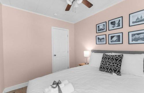 10 Mins to Legion Field Stadium- Blushing Bungalow - Foto 35