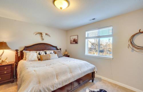 Near Red Rocks Golden Getaway with Deck! - Foto 19