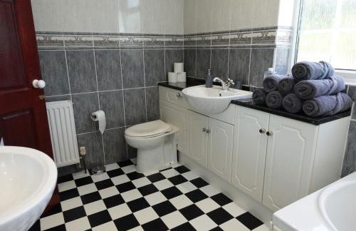 Largee 5 Bed House, Sleeps 10 Near NEC, BHX, HS2 - Foto 24