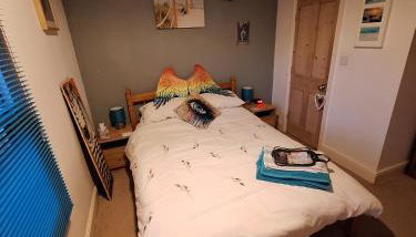 Double Ensuite in a colourful quirky terrace on a quiet leafy street - Foto 4