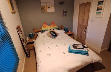 Double Ensuite in a colourful quirky terrace on a quiet leafy street - Foto 4