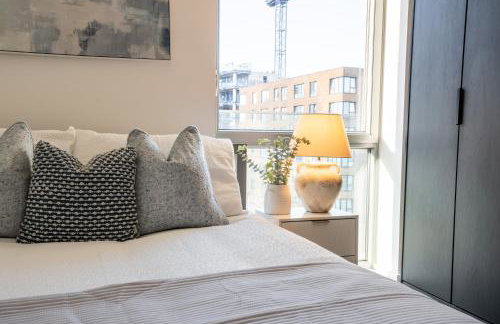 Central Wembley Stadium Luxe Stay with Pool Table - Foto 32