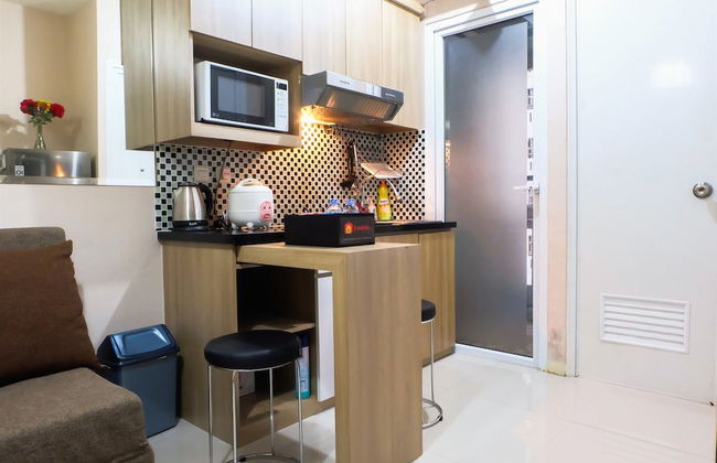 Cozy Green Pramuka Apartment - Foto 13