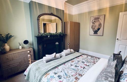 Moody House - Photo 6