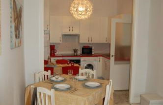 Rua Nova Apartment 28, 3 Dormitorios, WIFI, PS4 y Netflix, a 200m Catedral - Foto 31