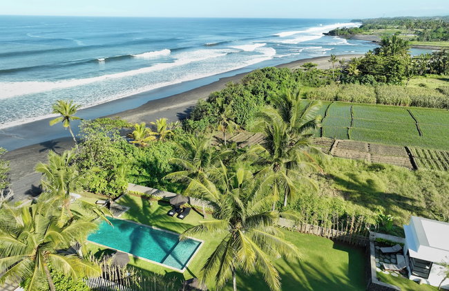 Black Beach Villa - Absolute Beachfront - Foto 23