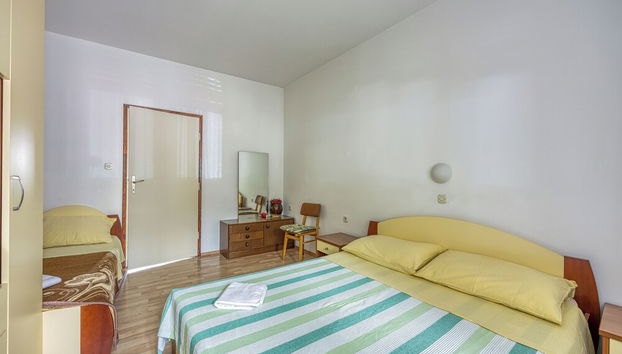 Vir Island Apartments Basic - Foto 4, Habitación