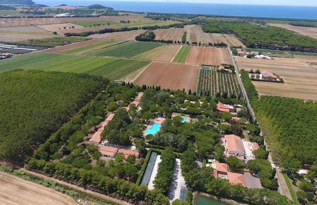 Semi Detached Bungalow with AC near Coast of Tuscany - Foto 11