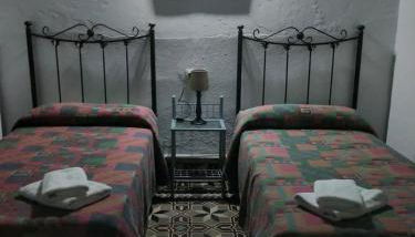 Charming house with mountain view in Encinasola, fireplace - Photo 4