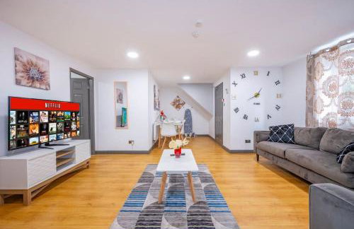 *F2GH* for your most relaxed & Cosy stay + Free Parking + Free Fast WiFi * - Foto 14