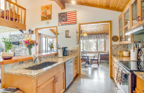 Fire Pit and Games! 10-Acre Majestic Mountain Home - Photo 8