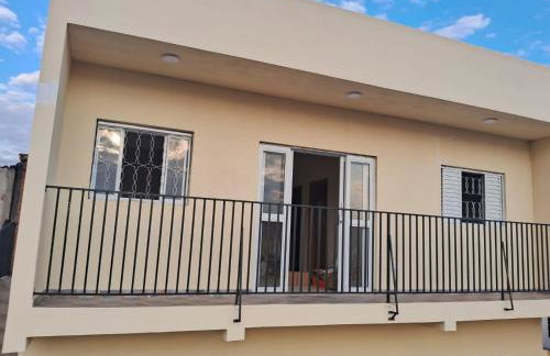 Casa em Sorocaba com Sacada - Foto 2