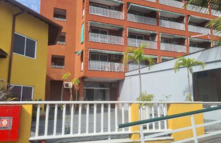 Apartamento com varanda de frente para o MAR - Angra dos Reis - Shopping Piratas - Portaria 24hs - Foto 10