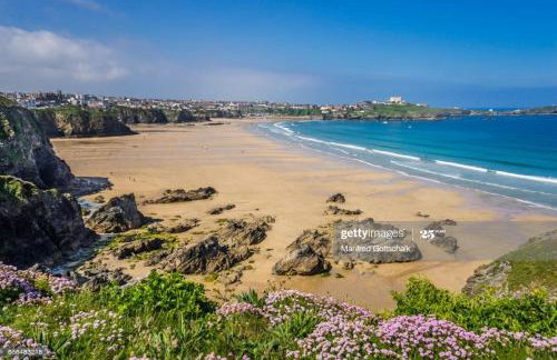 Amazing 2-bedroom apartment with lovely sea views - Foto 48