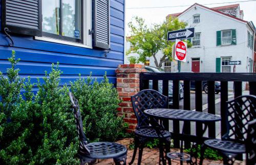 THE LIBERTY HOUSE Of Old Town Designer Home - Photo 5