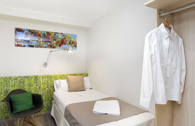 Mercedes Heritage Barcelona Apartments - Photo 46