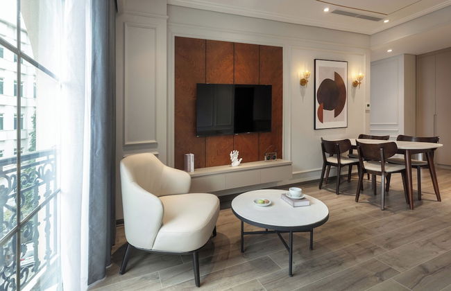 Otis Apartment - Photo 20