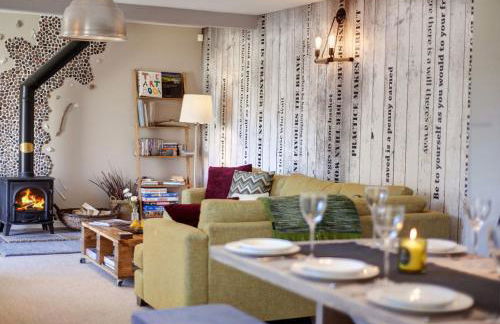 The Apple Store - Photo 4