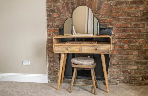 Stylish City Apartment Sleeps 6 - Foto 27