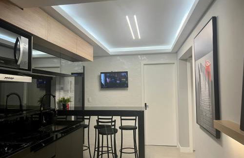 Apto centro, reformado, churrasqueira Privativa! - Foto 13