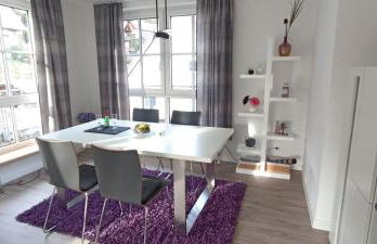 Exklusives Penthouse mit Dachterrasse, hochwertig ausgestatteter Küche mit Dampfgarer, inklusive 2 Stellplätze und Fahrradgarage - Foto 12