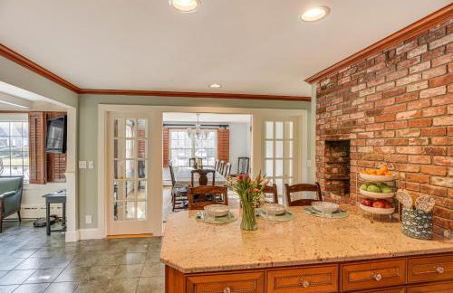 Pool, Gym and Game Room Expansive Falmouth Retreat! - Foto 13