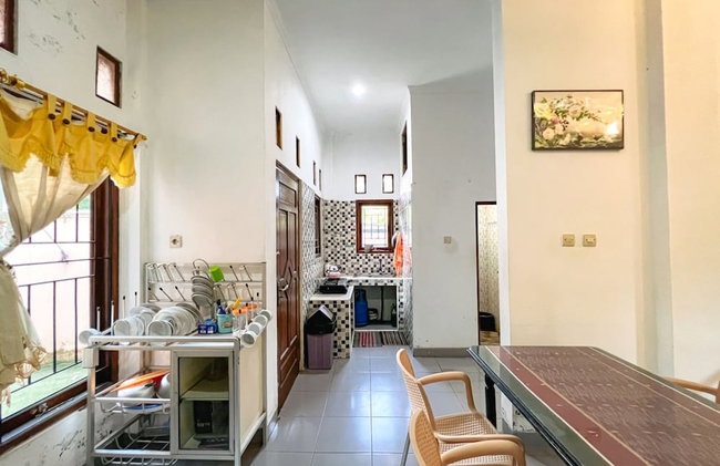 Homestay Jogja Jakal 3 Dekat UGM by Simply Homy - Foto 15