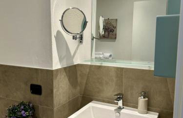 LakeSide View Apartment - Foto 24