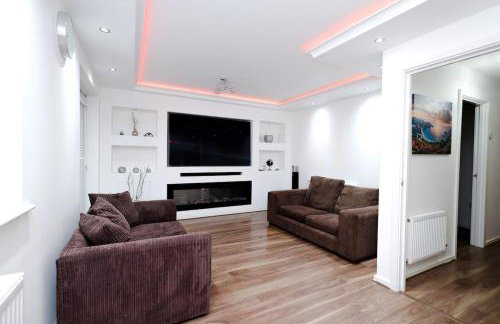 Cozy Place in Salford, Sleeps 8, 4 Bedroom, 5 Beds - Foto 66