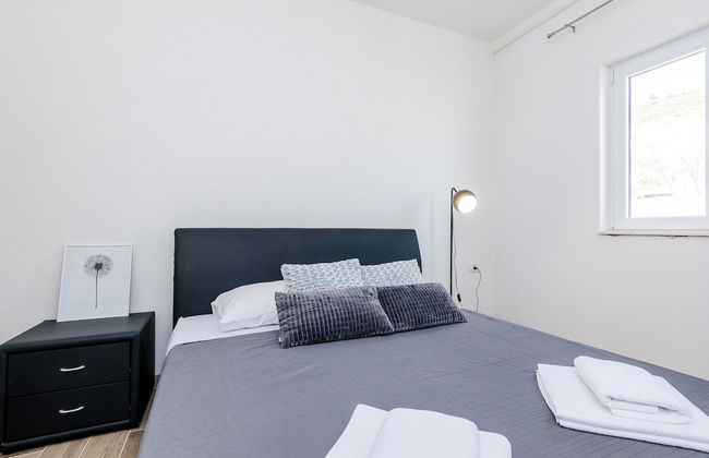 Apartments Life - Photo 34