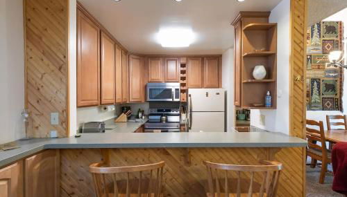 2BR Townhome Walk to Beach or Trails - Foto 2